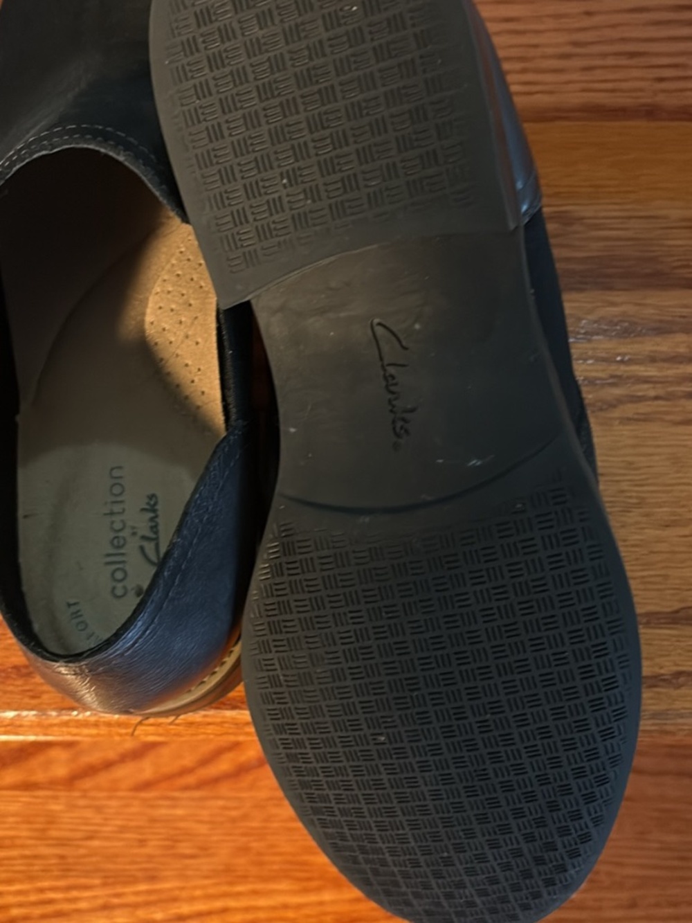 shoes - Picture 4 of 5